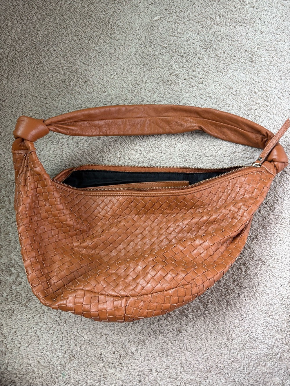 Woven Hobo Shoulder Bag in Cognac